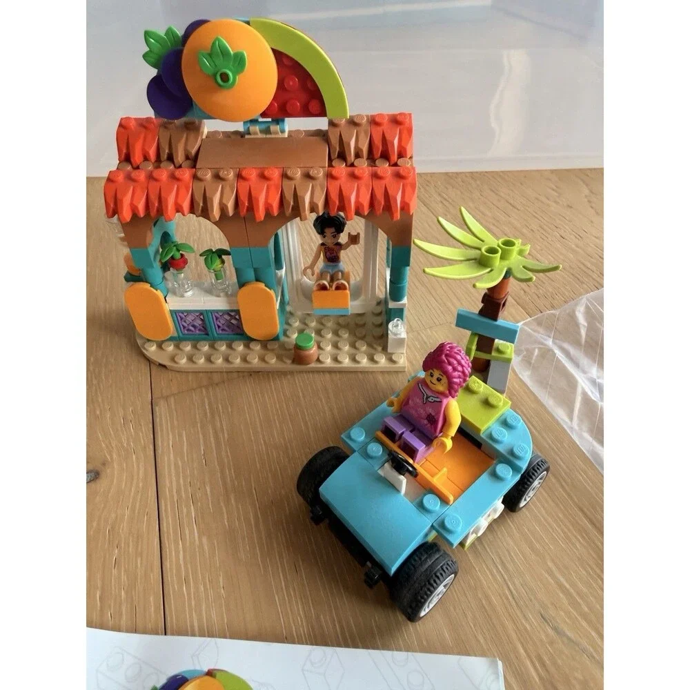 LEGO Friends Beach Smoothie Stand Set 42625